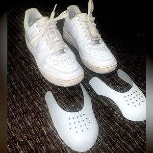Nike Air Force 1’s Low rise Size 6 with crease guards